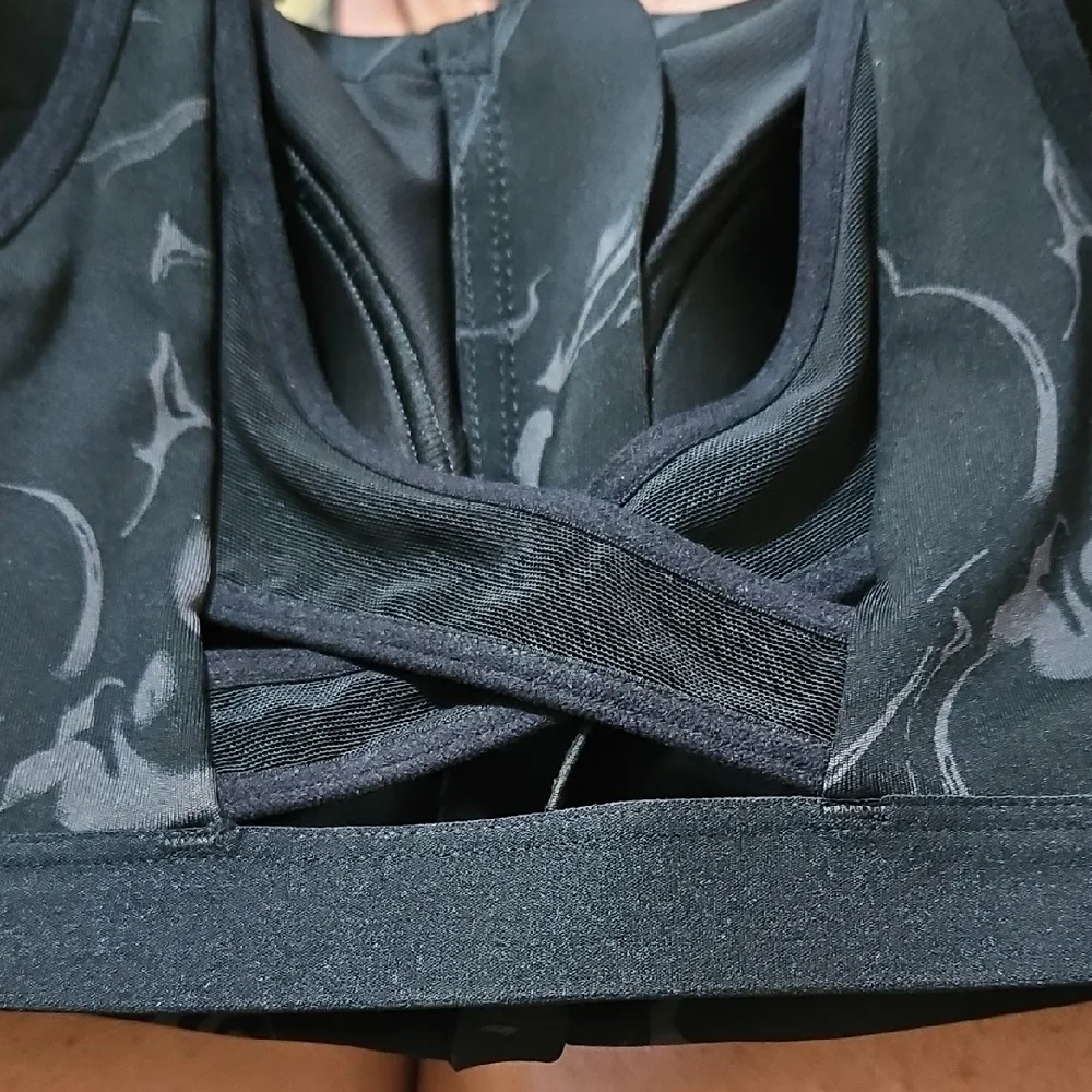 Target Black Sports Bra with Front Zipper - Picture 4 of 5